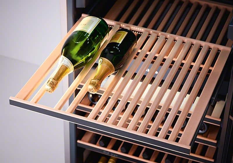 Tủ Bảo Quản Rượu Vang Miele KWT 6722 iS
