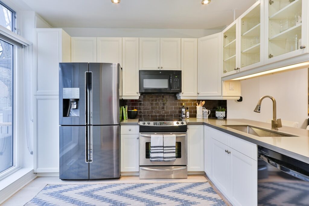 Lắp Đặt Thiết Bị Bếp Châu Âu Tại TP.HCM: Eurocook Đội Kỹ Thuật Chuyên Nghiệp