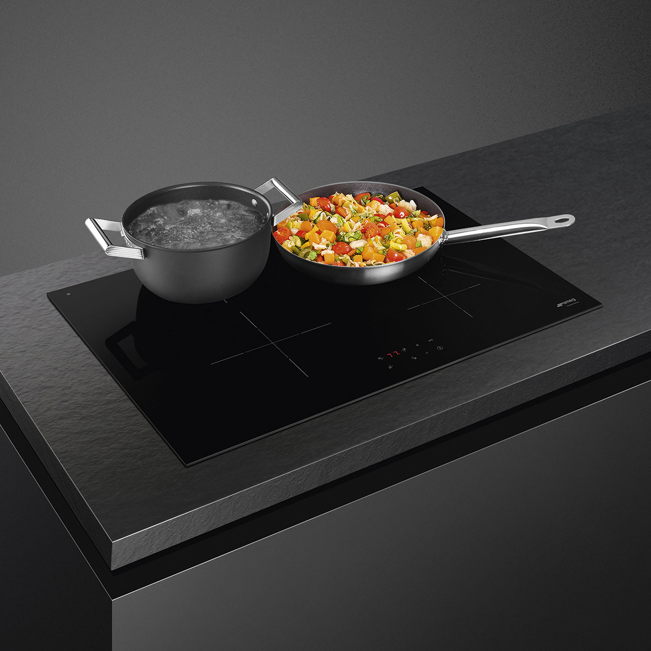 Dieu khien cam ung bep tu Smeg SI2741D