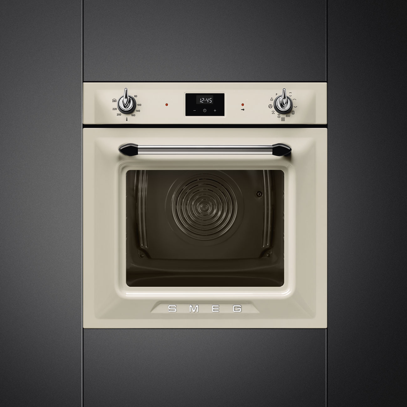 Lò nướng Smeg SOP6900TP lắp đặt trong bếp phong cách Victoria