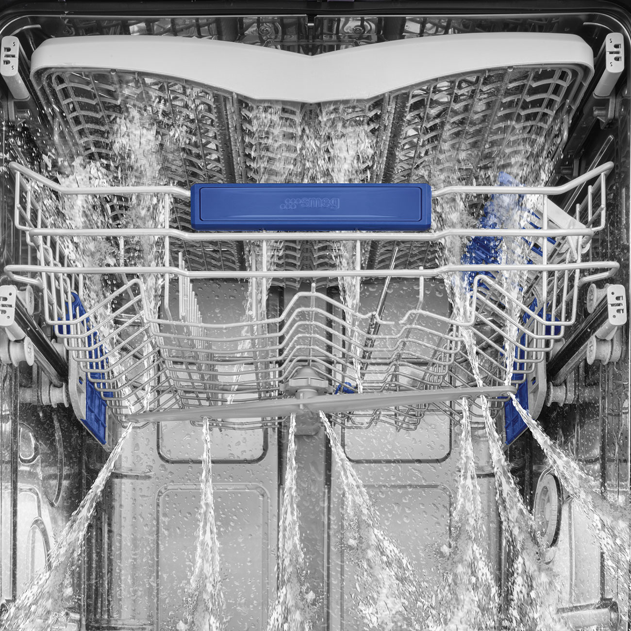 Total Acquastop may rua bat am tu Smeg STL332CH