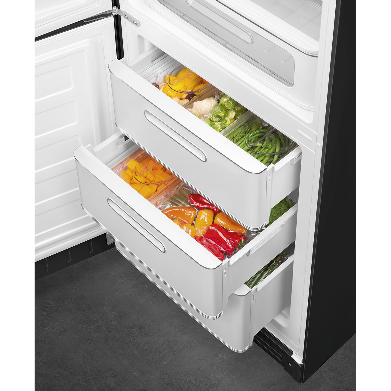 Cua tu lanh Smeg FAB32LBL6