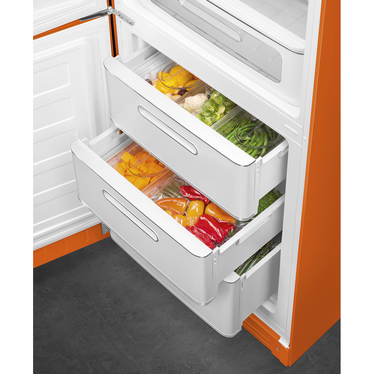Cua tu lanh Smeg FAB32LOR6