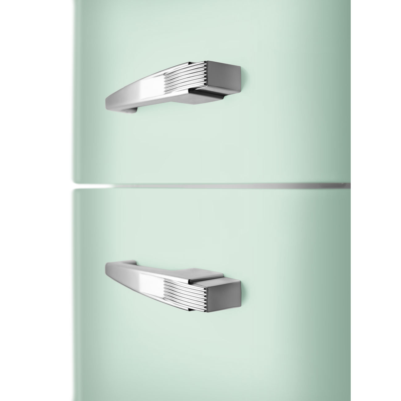 Ngan dong nhanh tu lanh Smeg FAB32LPG6