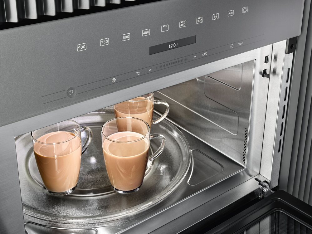 Quick-Mikrowelle Miele M 7244 TC