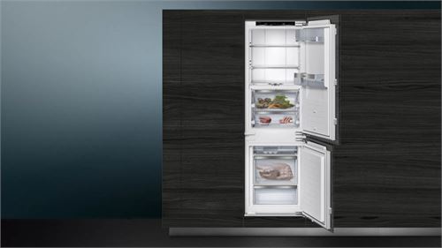 Tủ lạnh âm tường Siemens